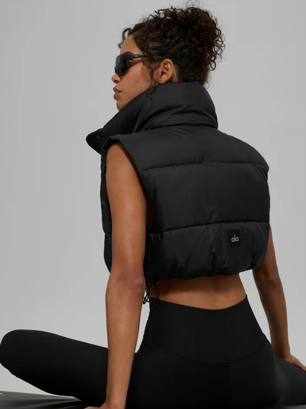 ALO Yoga Gold Rush Puffer Vest - Picture 2 of 3